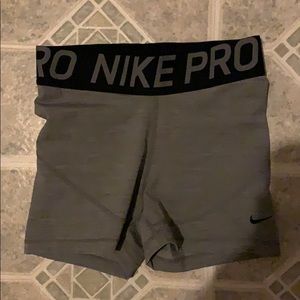 Nike pro